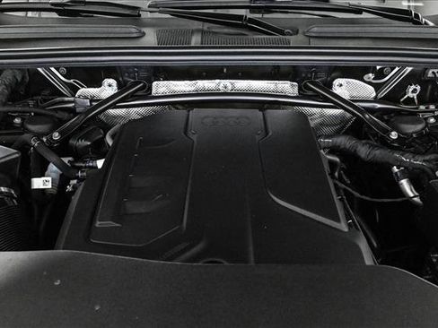 New 2025 Audi Q5 Premium Plus image 24