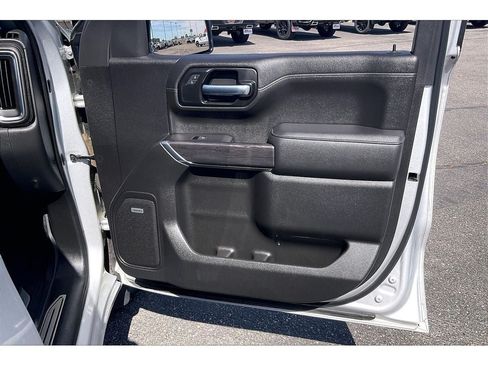 Used 2019 Chevrolet Silverado 1500 LTZ AWD/4WD image 25