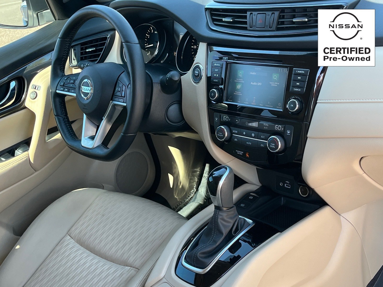 Certified 2020 Nissan Rogue SV w/ Premium Package FWD image 9