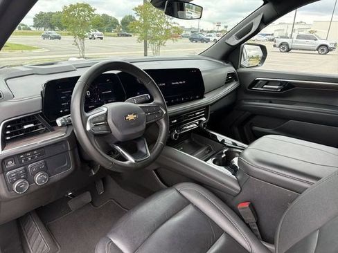 Used 2021 Chevrolet Tahoe High Country w/ Premium Package AWD/4WD image 10