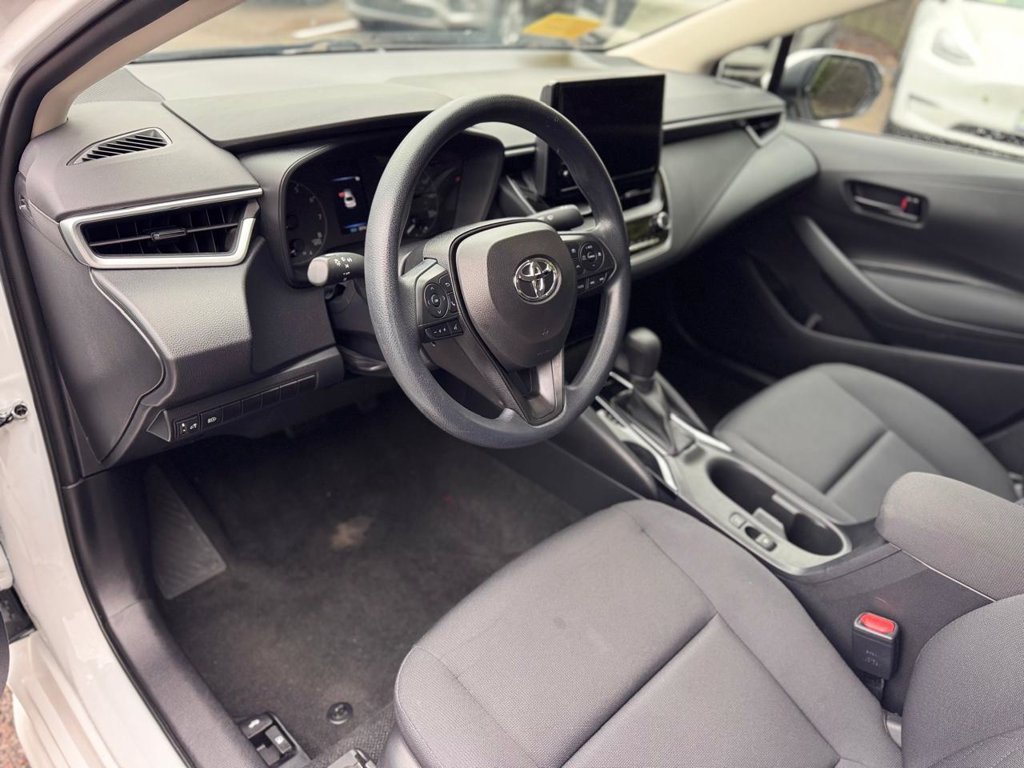 Used 2023 Toyota Corolla LE FWD image 13
