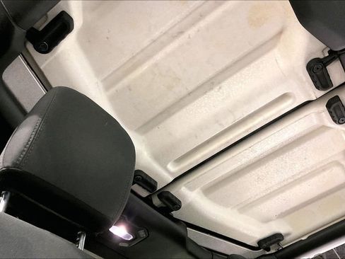 Used 2018 Jeep Wrangler Unlimited Sport image 20