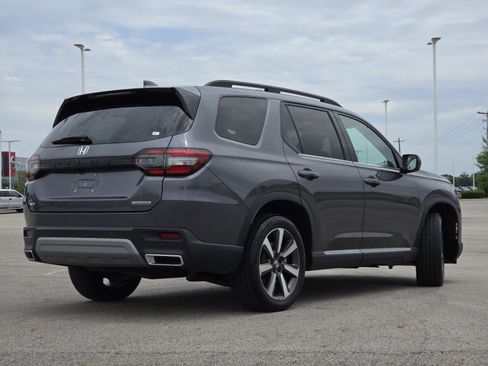 Used 2024 Honda Pilot Touring image 21