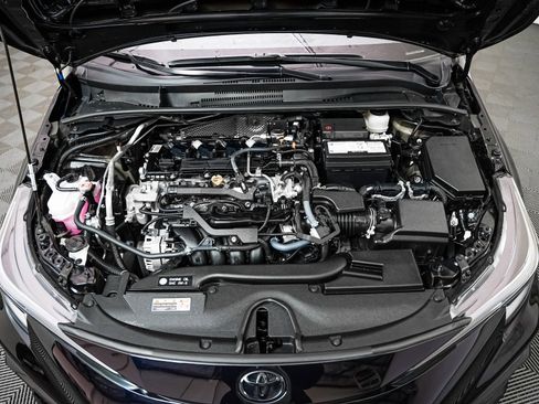 Used 2025 Toyota Corolla SE image 4