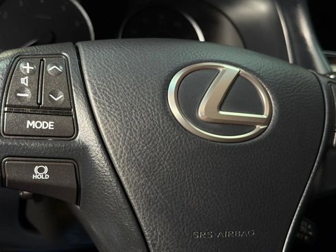 Used 2013 Lexus LS 460 w/ Comfort Pkg RWD image 37