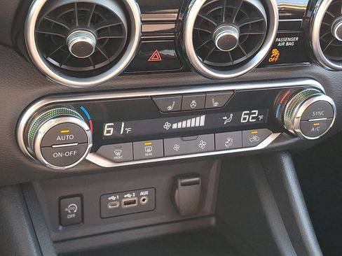 Certified 2024 Nissan Sentra SV w/ All-Weather Package FWD image 17