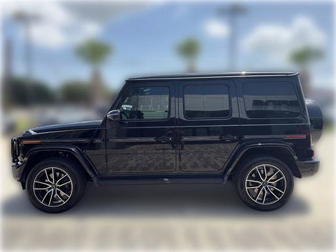 Used 2025 Mercedes-Benz G 550 image 5