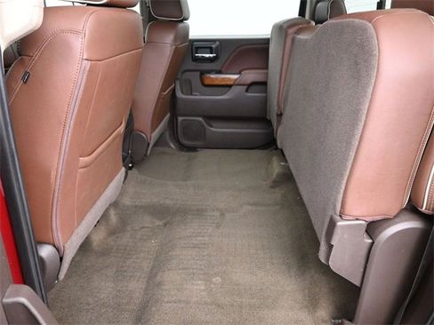 Used 2018 Chevrolet Silverado 2500 High Country w/ Duramax Plus Package image 18