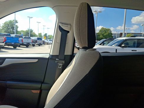 Certified 2022 Ford Escape SE w/ Convenience Package image 17