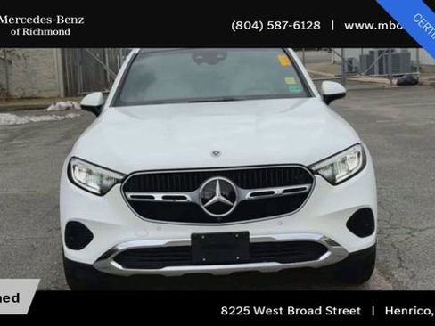 Used 2025 Mercedes-Benz GLC 300 4MATIC image 5