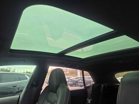 Used 2023 Audi SQ8 Premium Plus w/ Executive Package image 19