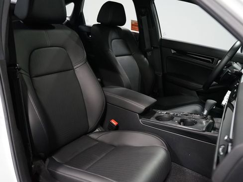 Used 2025 Honda Civic Sport image 30