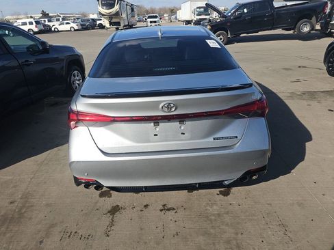 Used 2019 Toyota Avalon Touring w/ Advanced Safety Package image 5