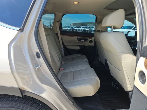 Used 2017 Honda CR-V Touring image 25