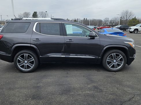 Used 2019 GMC Acadia Denali w/ Technology Package image 3
