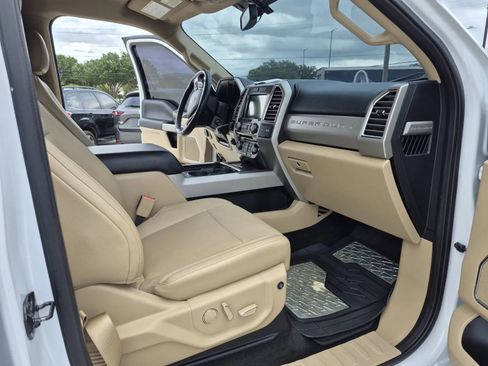 Used 2017 Ford F250 Lariat w/ Chrome Package AWD/4WD image 21