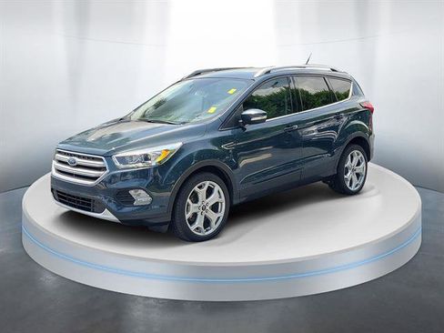 Used 2019 Ford Escape Titanium image 1