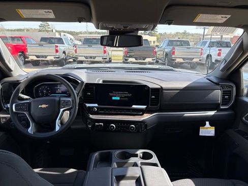 New 2026 Chevrolet Silverado 3500 LT w/ All Star Edition image 13