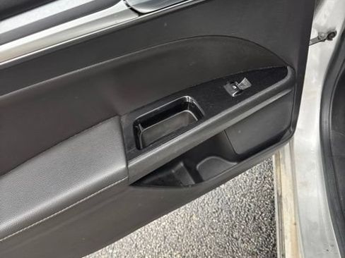 Used 2016 Ford Fusion Titanium FWD image 12