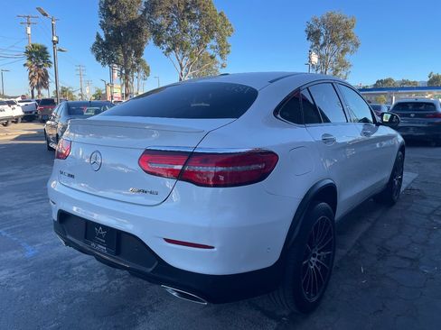 Used 2018 Mercedes-Benz GLC 300 4MATIC Coupe image 5