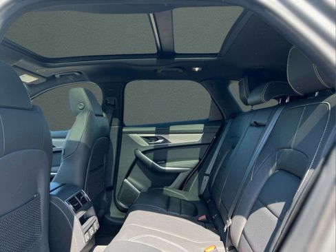 Used 2025 Jaguar F-PACE R-Dynamic S image 16