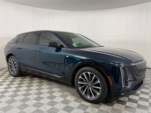 Certified 2024 Cadillac Lyriq Sport AWD/4WD image 14