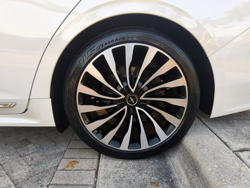 Used 2020 Lincoln Continental Black Label image 44