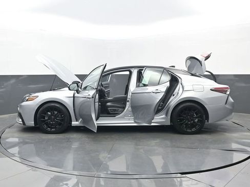 Used 2023 Toyota Camry XSE image 35