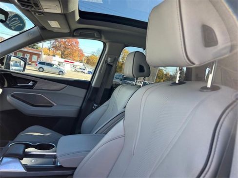 Used 2024 Acura MDX SH-AWD w/ Advance Package image 12