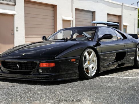 Used 1995 Ferrari F355 Berlinetta RWD image 14