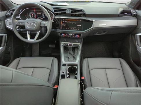 Used 2025 Audi Q3 2.0T Premium AWD/4WD image 18