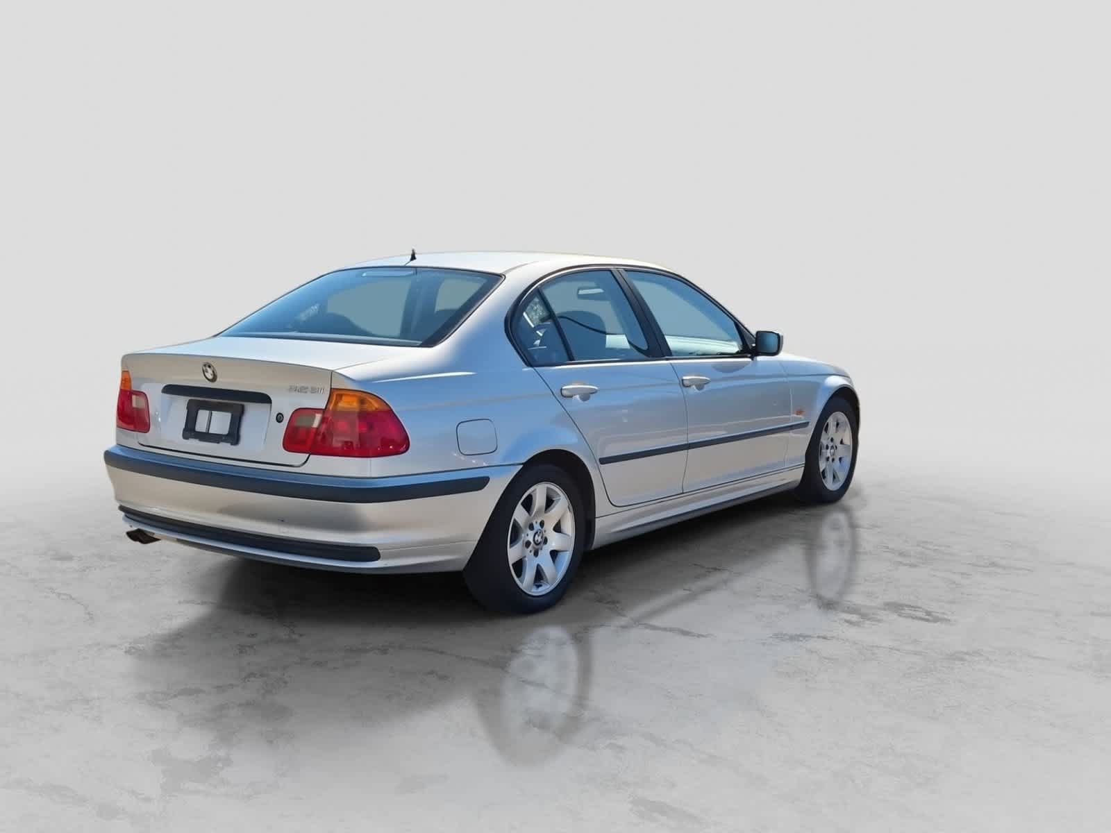 Used 2000 BMW 323i Sedan RWD image 8