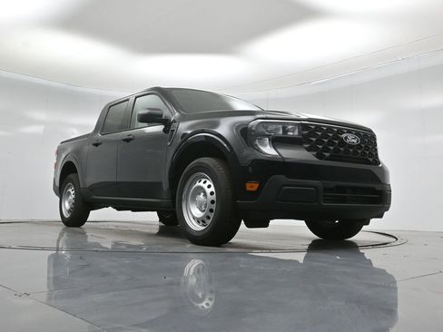 New 2026 Ford Maverick XL image 42