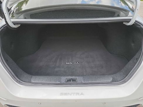 Used 2021 Nissan Sentra SR FWD image 28