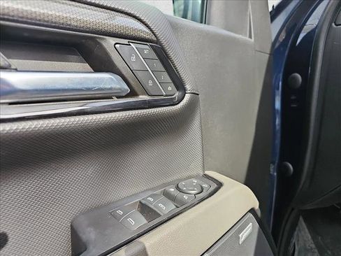 Used 2023 Chevrolet Silverado 1500 ZR2 w/ Technology Package image 13