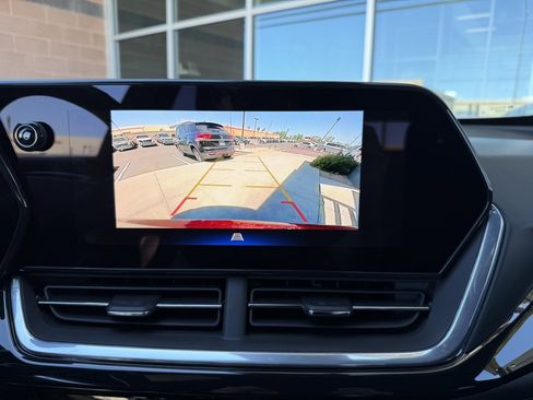 Used 2024 Chevrolet Trax RS w/ Driver Confidence Package FWD image 19