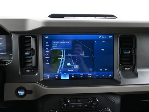 Used 2024 Ford Bronco Wildtrak AWD/4WD image 16