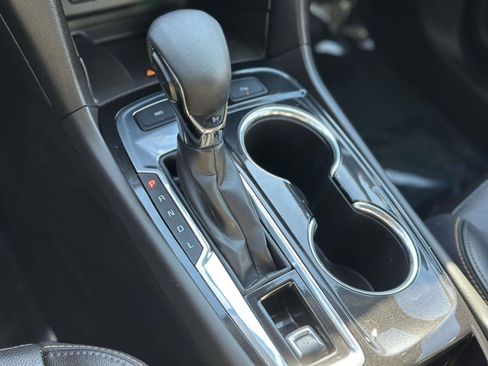 Certified 2023 Chevrolet Equinox Premier w/ LPO, Floor Liner Package image 13