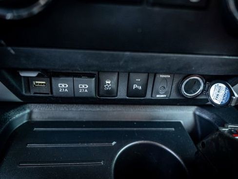 Used 2020 Toyota Tundra 1794 Edition image 33