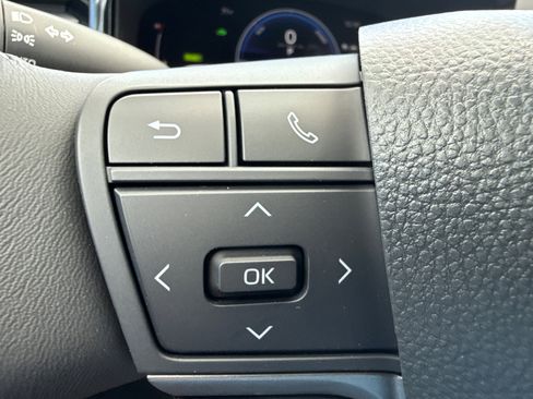 New 2026 Toyota Camry Hybrid FWD image 29