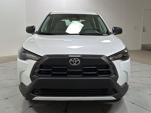 New 2026 Toyota Corolla Cross L image 2