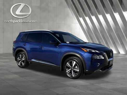 Used 2023 Nissan Rogue SL w/ SL Premium Package image 5