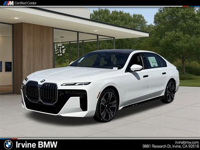 New 2025 BMW 760i xDrive w/ Premium Package