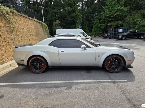 Used 2020 Dodge Challenger R/T Scat Pack RWD image 6