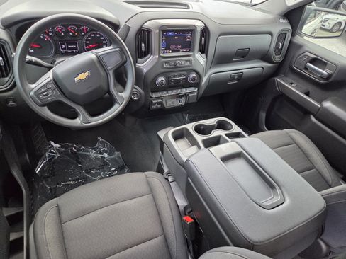 Used 2023 Chevrolet Silverado 1500 Custom RWD image 9