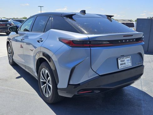 Used 2023 Lexus RZ 450e Premium w/ Accessory Package (2T) AWD/4WD image 4