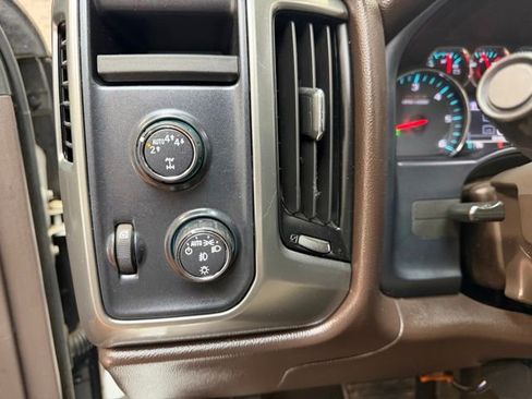 Used 2018 Chevrolet Silverado 1500 LT w/ All Star Edition AWD/4WD image 20