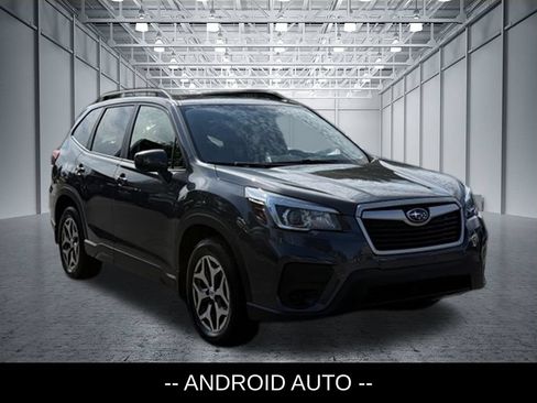 Used 2020 Subaru Forester Premium AWD/4WD image 4