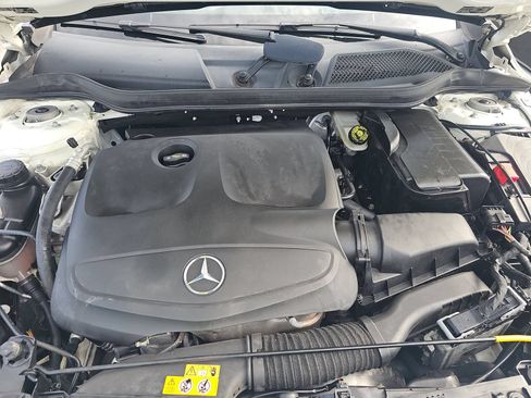 Used 2020 Mercedes-Benz GLA 250 w/ Convenience Package image 7