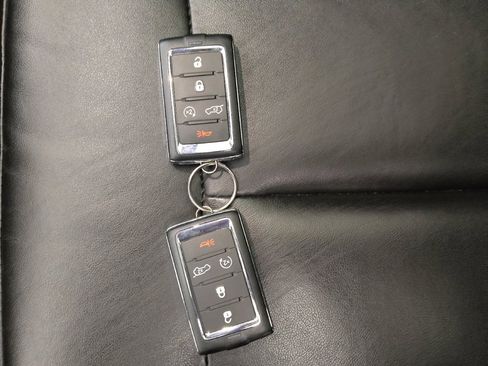 Used 2022 Jeep Grand Cherokee Limited 4xe AWD/4WD image 32